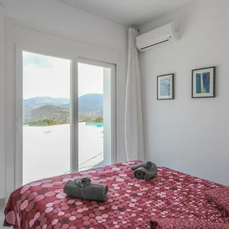 וילה Syros-villa